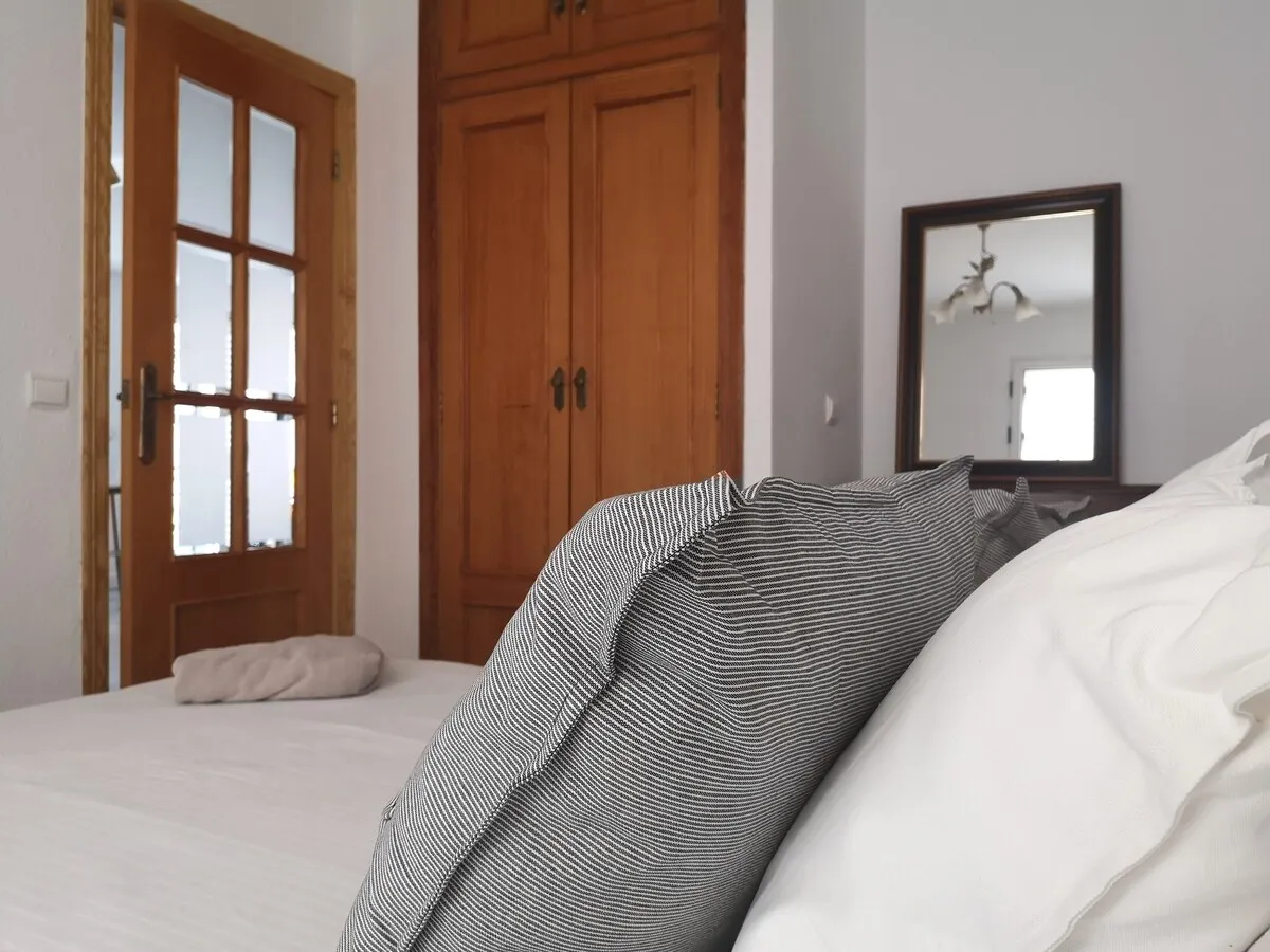 Alicante centro tradicional cerca del mar - Imagen 15